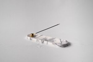 RILEY Calacatta Viola Incense Holder